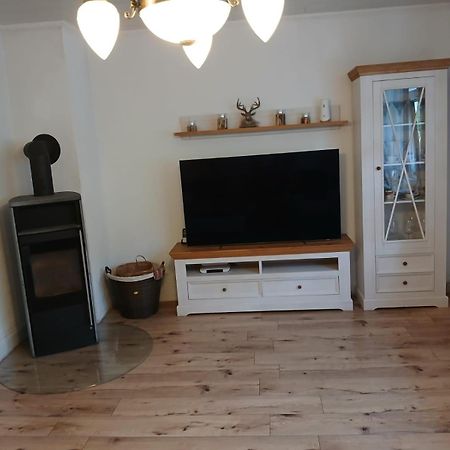 Familienfreundliches-Luxus-Bahnwaerterhaus Villa Schiltach Bagian luar foto